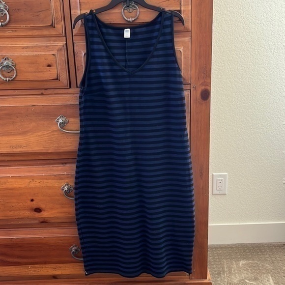 Old Navy Women’s tank dress, size medium. - Picture 1 of 3
